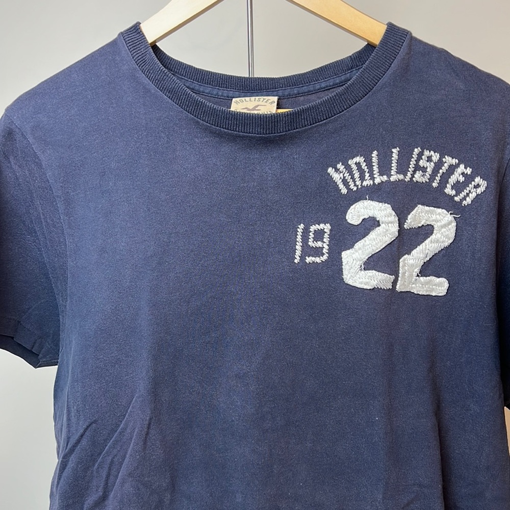 Men’s Vintage Hollister Short Sleeve Cotton Navy Tee  Shirt Size L Unisex